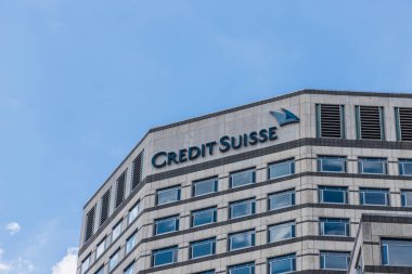 Londra 'daki kanarya iskelesinde tipik bir manzara.