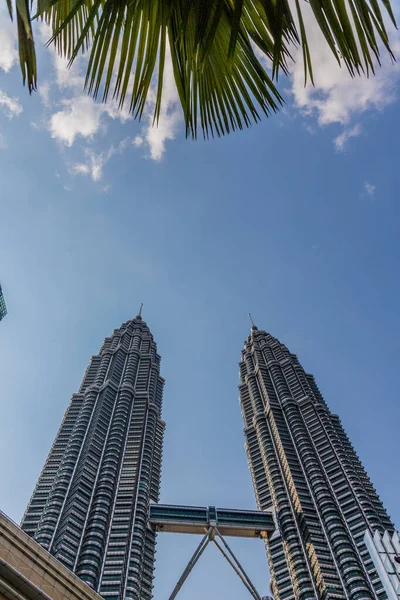 Petronas Zwillingstürme in Kuala Lumpur — Stockfoto