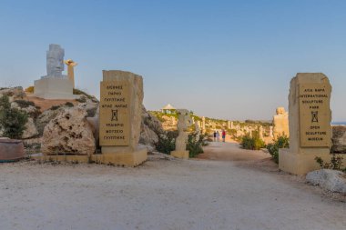 Kıbrıs 'taki Cape Greco' da tipik bir manzara