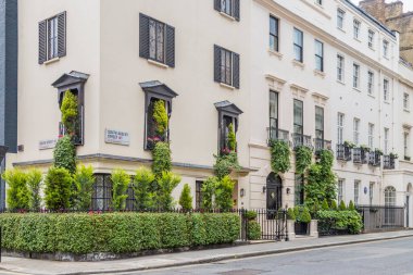 Mayfair 'de tipik bir manzara