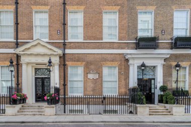 Mayfair 'de tipik bir manzara