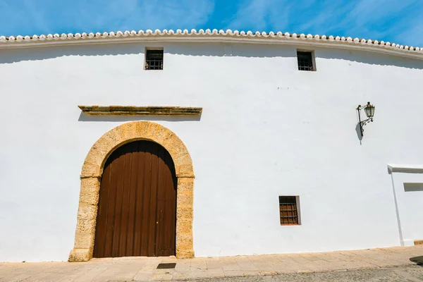 プラザ トロス ロンダ スペイン アンダルシアの白い壁 — ストック写真