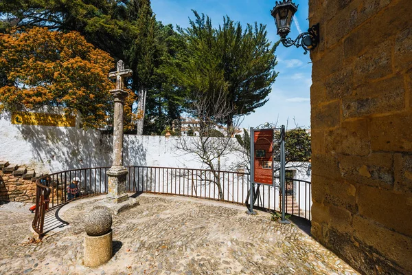 Ronda Spanien April 2018 Enge Straße Mit Weißen Fassaden Von — Stockfoto