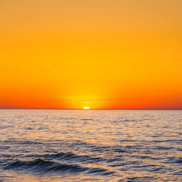 Puesta Sol Playa Con Hermoso Cielo —  Fotos de Stock