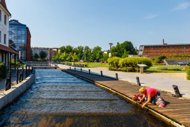 Bydgoszcz, Polonya - 01 Haziran 2018: Mimari, değirmen Adası Bydgoszcz City Brda River, Polonya