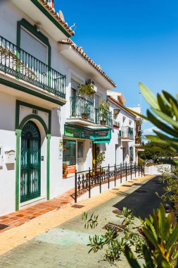 Mijas, İspanya, 08 Nisan 2018: Mijas bir sevimli beyaz Andalusia beyaz evler, İspanya ile köydür