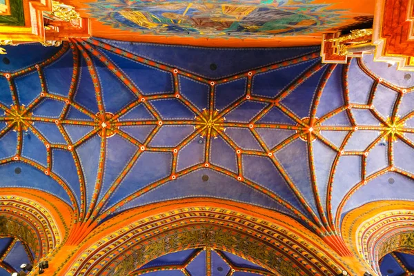 ゴシック様式の 世紀に建てられたカトリック教会のブィドゴシュチュ ポーランド 2018 インテリア — ストック写真