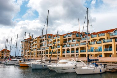 Gibraltar's Ocean Marina, marina daki Lüks Yatlar