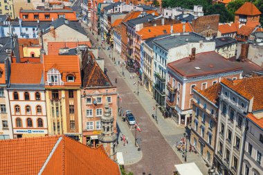 Torun, Polonya - 01 Haziran 2018: Havadan görünümü tarihi binalar ve çatılar Polonya Ortaçağ şehrin Torun, Polonya. Torun Nicolaus Copernicus doğduğu yerdir