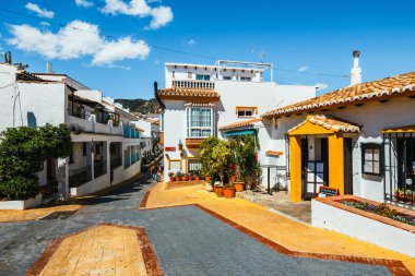 Mijas, İspanya, 08 Nisan 2018: Mijas bir sevimli beyaz Andalusia beyaz evler, İspanya ile köydür