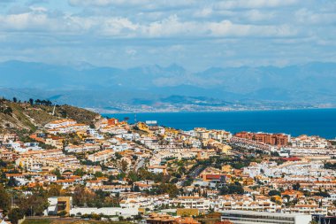 Görünüm Mijas köyü güneşli gün, Costa del Sol, Endülüs, İspanya