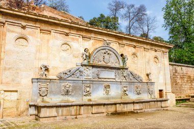 Adalet (Puerta de la Justicia), Alhambra, Granada, İspanya'da karmaşık kapıya kapısı