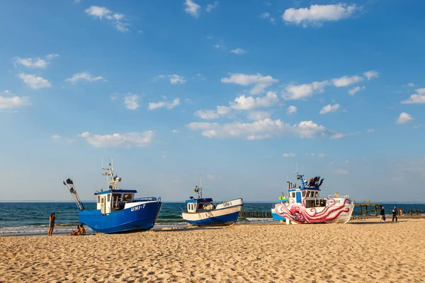 Uniescie Polônia Maio 2018 Barco Pesca Pintado Formas Fantasiosas Como — Fotografia de Stock