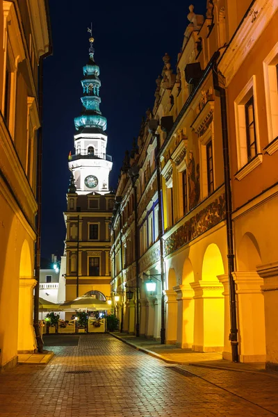 Büyük Pazar Geceleri Zamosc Meydanda Orta Avrupa Rönesans Şehrin Örnek — Stok fotoğraf