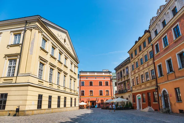 Lublin, Polonya, 01 Eylül 2018: Lublin şehir cadde görünümü gündoğumu üzerinde Polonya