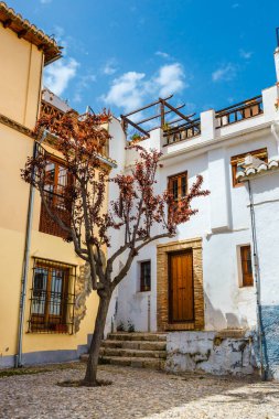 Tarihi ilçe Albaicin Granada, Endülüs, İspanya içinde sokak görünümü