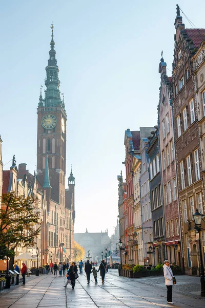 Gdansk Polonia Octubre 2018 Gente Camino Largo Gdansk Polonia —  Fotos de Stock