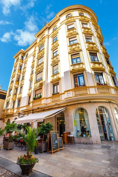 Málaga Espanha Abril 2018 Fachada Colorida Edifício Centro Histórico Málaga — Fotografia de Stock