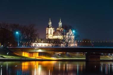 Kilise üzerinde Skalka gece, Krakow, Polonya