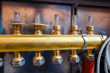  Su katında Isıtma sistemi iç yakın