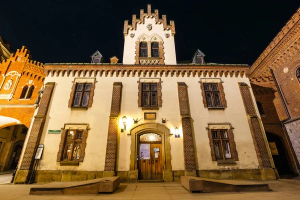 Krakow, Poland, February 16, 2019: Czartoryski Museum in old town of Krakow at night, Poland — Stock Photo, Image