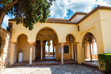 Malaga, İspanya, 03 Nisan 2018: görünüm Gibralfaro Kalesi Malaga, İspanya