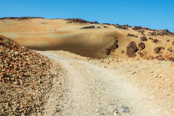 Caminho de caminhada para o cume em direção a Montana Blanca arenosa — Fotografia de Stock