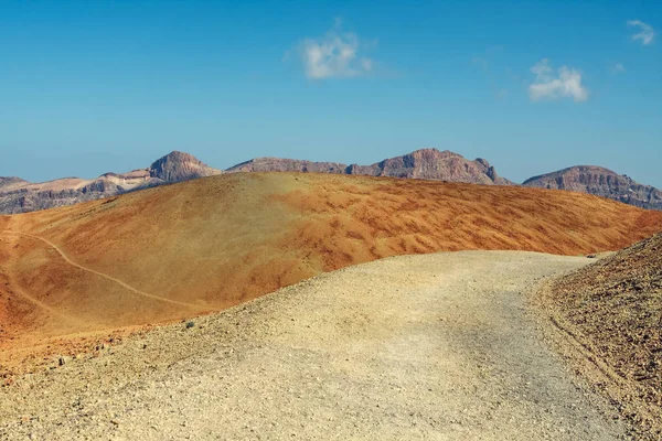 Caminho de caminhada para o cume em direção a Montana Blanca arenosa — Fotografia de Stock