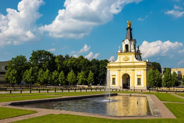 Ворота в Браницкий дворец в Белостоке, Польша — стоковое фото