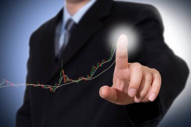 büyüme gösteren bir grafik dokunmadan işadamı