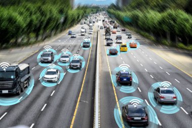 Akıllı araç (Hud), metro city yol çok konsepti grafik sensör radar sinyal sistemi ve internet sensörü ile özerk kendi kendine sürüş modu araç bağlamak.