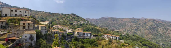 Vista Panorámica Los Edificios Antiguo Pueblo Montaña Savoca Sicilia Italia — Foto de Stock