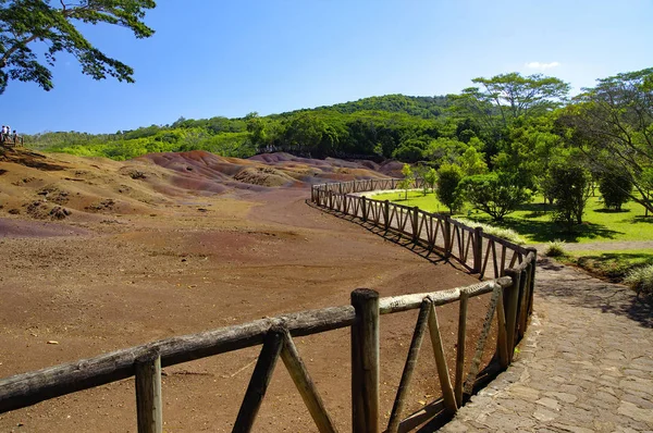 Mauritius. Chamarel yedi renkli park. Güneşli bir günde manzara — Stok fotoğraf