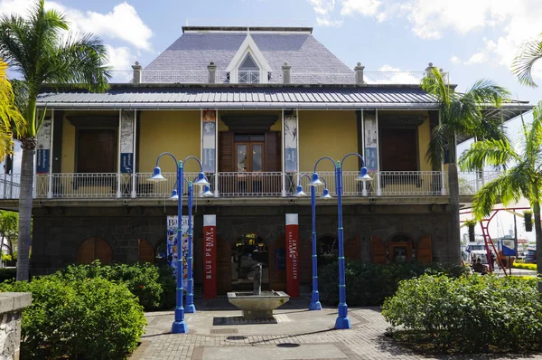 Port Louis, Mauritius - 16 agosto 2018: Esterno del Blue Penny Museum. È un museo di francobolli al Caudan Waterfront a Port Louis, la capitale di Mauritius. La collezione del museo comprende il 1847 B — Foto Stock