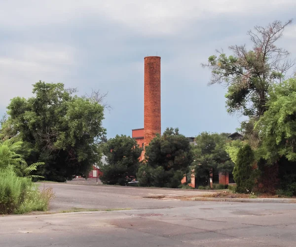 Renovado Barrio Lujo Antiguo Distrito Fábrica Con Chimenea Todavía Pie — Foto de Stock