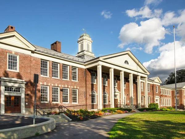 Klasik Amerikan okulu — Stok fotoğraf