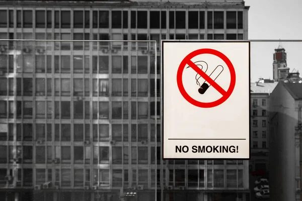 Smoking Sign Smoking Inscription Glass Food Court Placard Smoking Cigarette — Stock Photo, Image