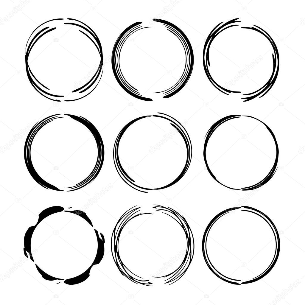 Set of round grunge frames. Empty circlular borders. Frames collection. Vector illustration. 