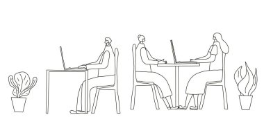 Ofis rutini konsepti. Meslektaşlar masada oturuyor ve çalışıyor. Masada dizüstü bilgisayar kullanan üç yetişkin insan. İnsanlar mektupları okuyor, yeni projeleri tartışıyor. Karalama biçiminde vektör illüstrasyonu.