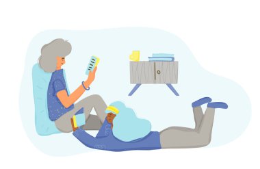 Gülümseyen oğlan ve kız kitap okuyor. Yastığa yaslanmış telefonunu kullanan yakışıklı bir genç. Yerde yatan genç bayan. İki karakterin neşeli bir havası var. Vektör rengi düz illüstrasyon.