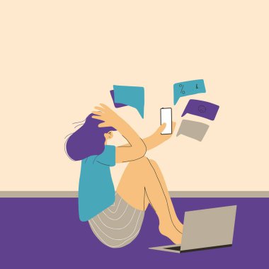 Dijital bilgi yüklemesi. Yerde cep telefonuyla oturan ve siber zorbalıktan muzdarip genç bir kadın. Genç kız mesajları okuyor ve çok fazla sosyal medya bilgisi alıyor.