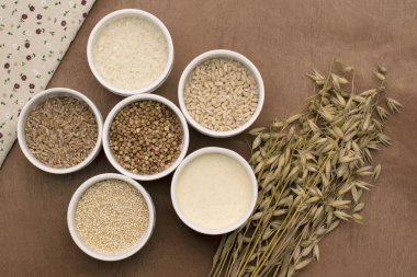 karışım-in çeşitli hububat ürünleri, tahıllar sağlıklı bir diyet için.