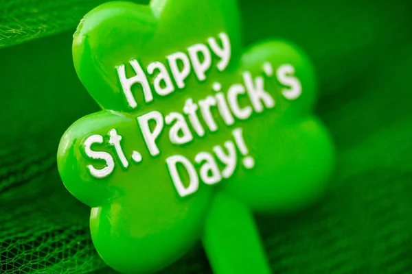 Happy Patrick Day Inscription Green Maple Leaf Green Background — Stock Photo, Image