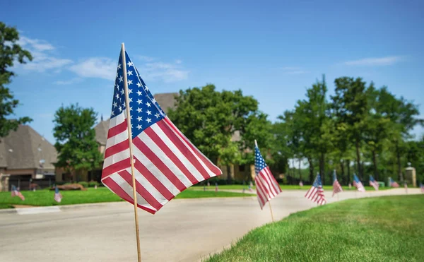 American Flags Displayed Honor 4Th July — Stock Photo, Image