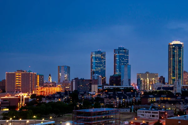 Fort Worth, Texas skyline 's nachts — Stockfoto