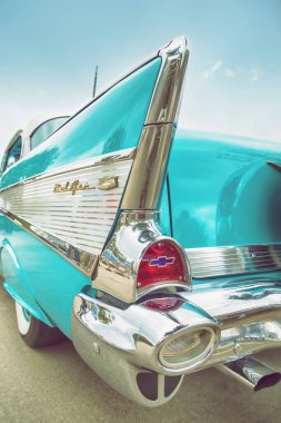 Westlake, Teksas - 21 Ekim 2017: Su renginde 1957 model Chevrolet Bel Air Hardtop klasik araba..