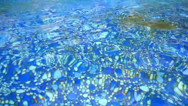 プールの水アクアの表面をきれいに — ストック動画