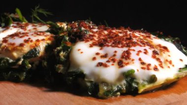 yumurta ve yiyecek ıspanak