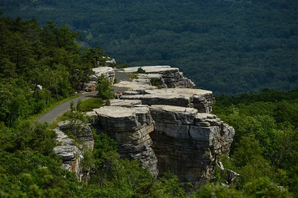 Masszív Sziklák Kilátás Nyílik Völgyre Minnewaska Nemzeti Park Rezervátum Északon — Stock Fotó