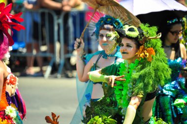 New York, Ny - 16 Haziran: İnsanlar katılmak 36 yıllık Mermaid Parade Coney Island 16 Haziran 2018 New York'ta. 